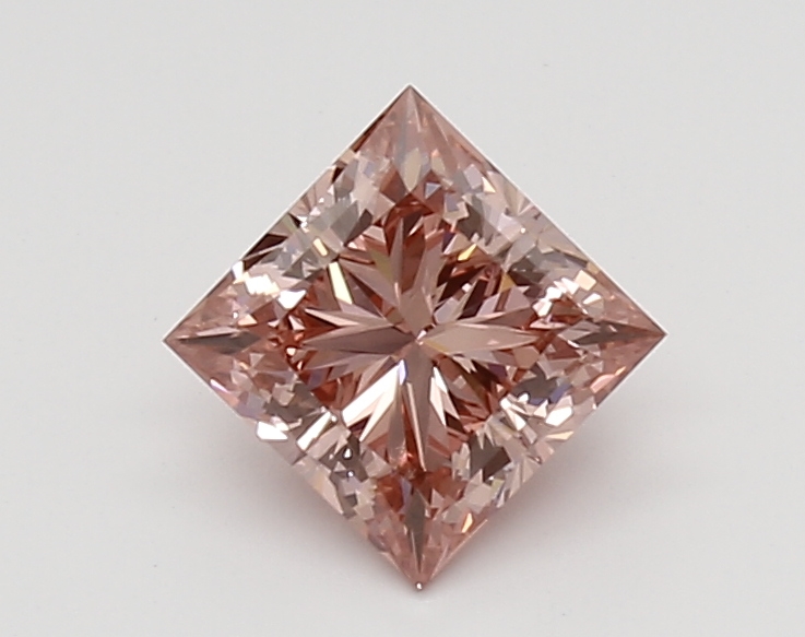 1.08-carat princess diamond with null color, null cut, and VS1 clarity.