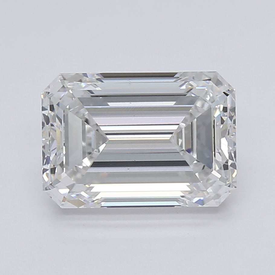 4.05-carat emerald diamond with E color, null cut, and VS1 clarity.